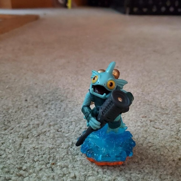 Skylanders Swapforce game and figures for the Nintendo Wii - Picture 10 of 13